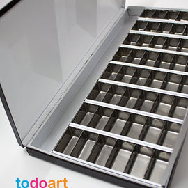 Empty box for professional watercolor