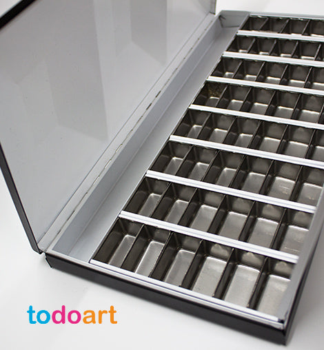 Empty box for professional watercolor