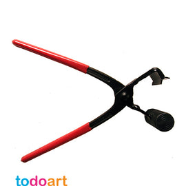 Pliers for stretching canvases
